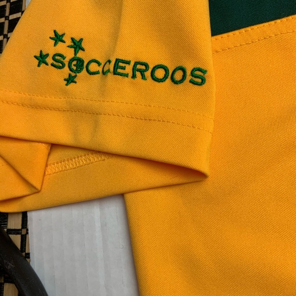 Australia 🇦🇺 SOCCEROOS JERSEY 2004 MENS XS - Picture 8 of 8
